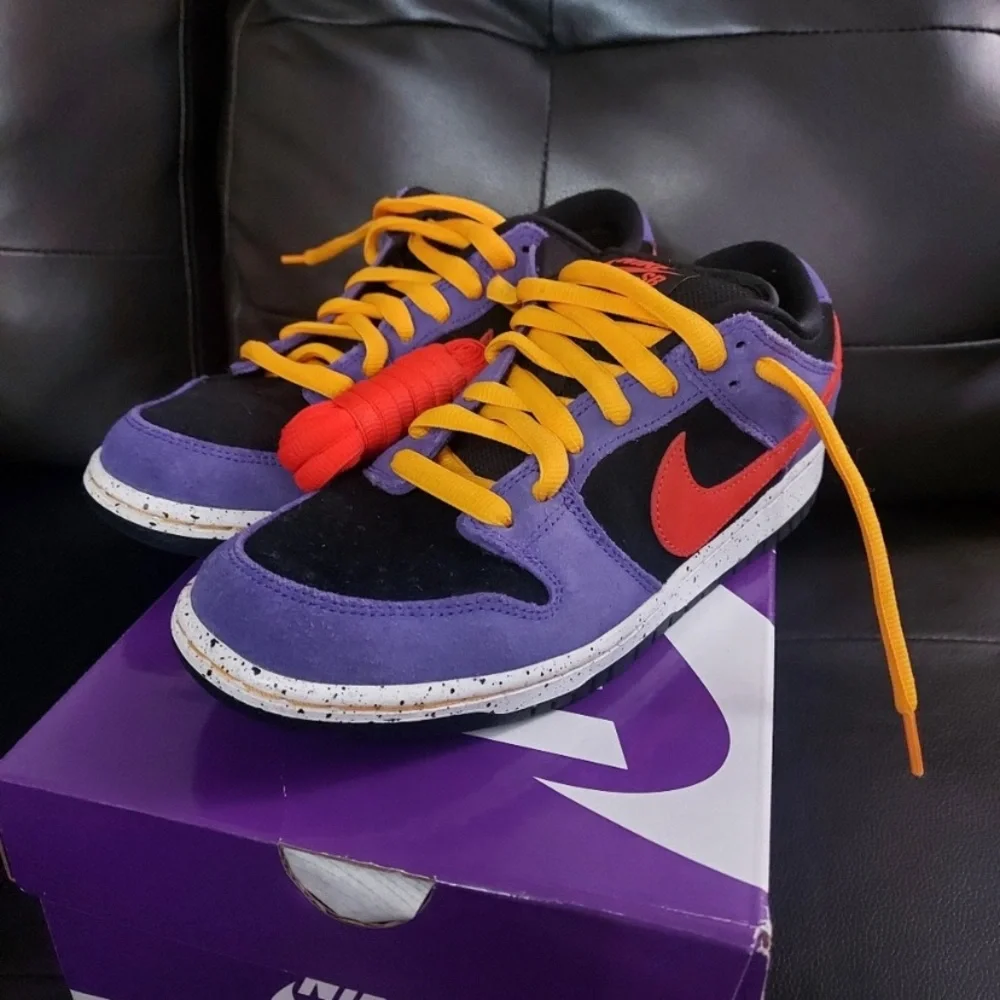 Nike SB Dunk Low (ACG Terra) - Picture 3 of 3